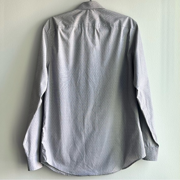 Men’s Banana Republic Button Down Shirt - Picture 3 of 4